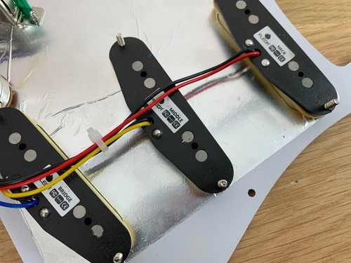 Stratocaster Loaded Pickguard Assembly Wired Fleor Pickups Red Tortoise Vintage - Picture 5 of 9