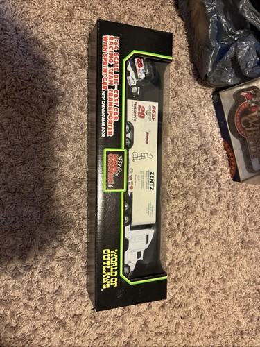 1:64 Scale Transporter w/ Sprint Car - Weikert’s Livestock