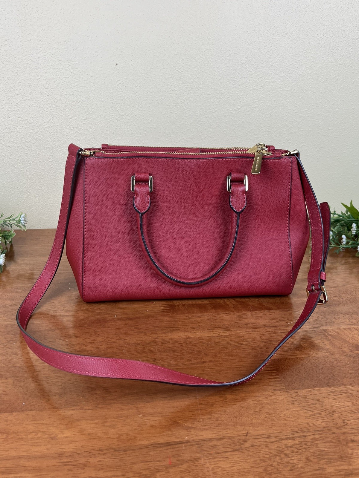 Michael kors SUTTON Red Cherry Medium Satchel Saf… - image 2