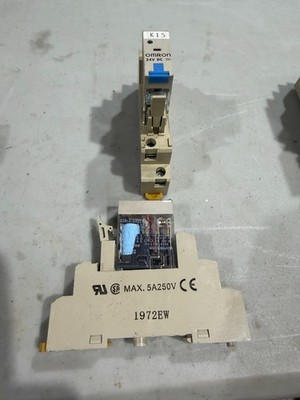 OMRON G2R-2-SND (S) RELAY WITH SOCKET BASE  LA9