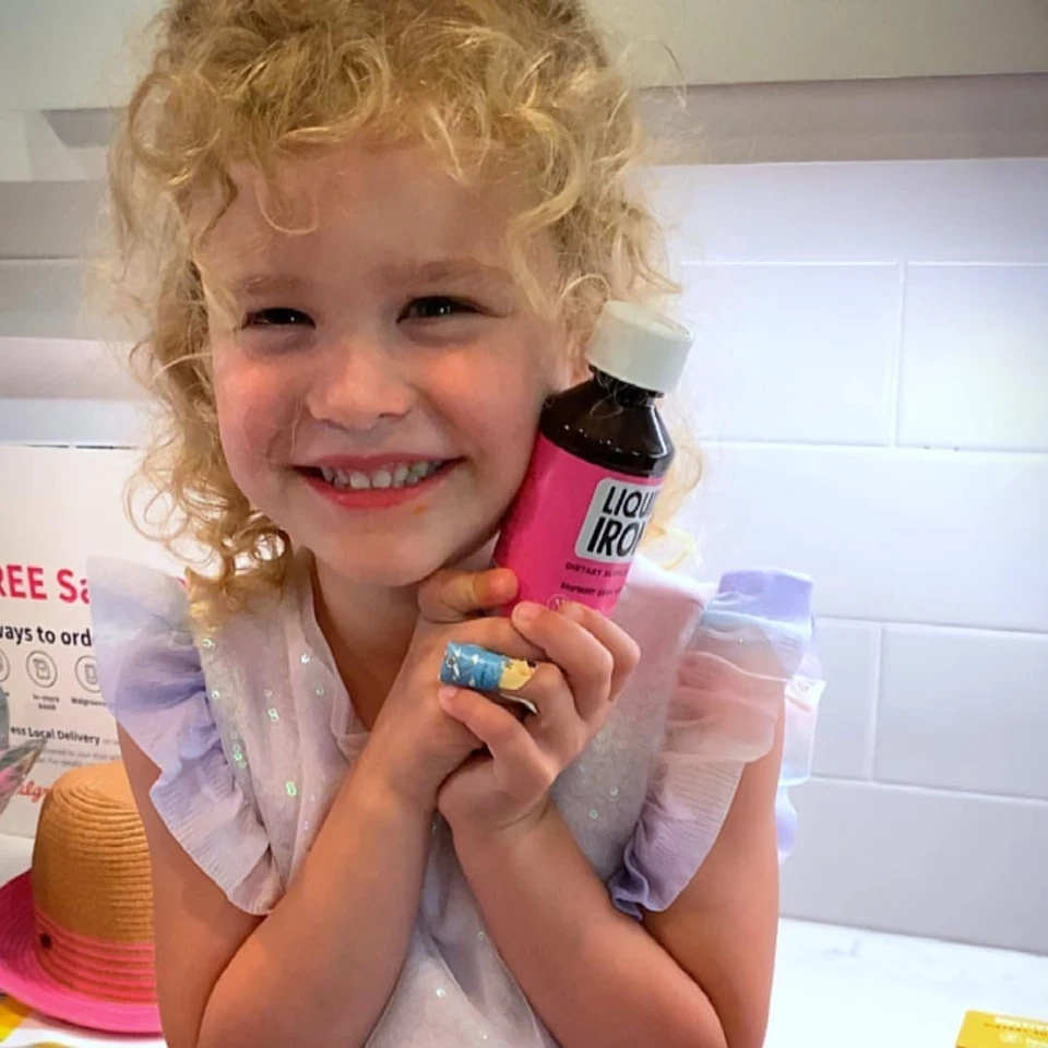 NovaFerrum Yummy | Gotas pediátricas suplemento de hierro líquido para bebés y niños pequeños Foto 4 de 4