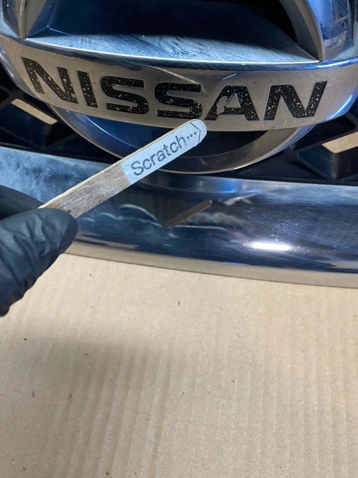 Nissan Pathfinder 2008 a 2012 parrilla cromada superior delantera OEM T6538 DG Foto 4 de 4