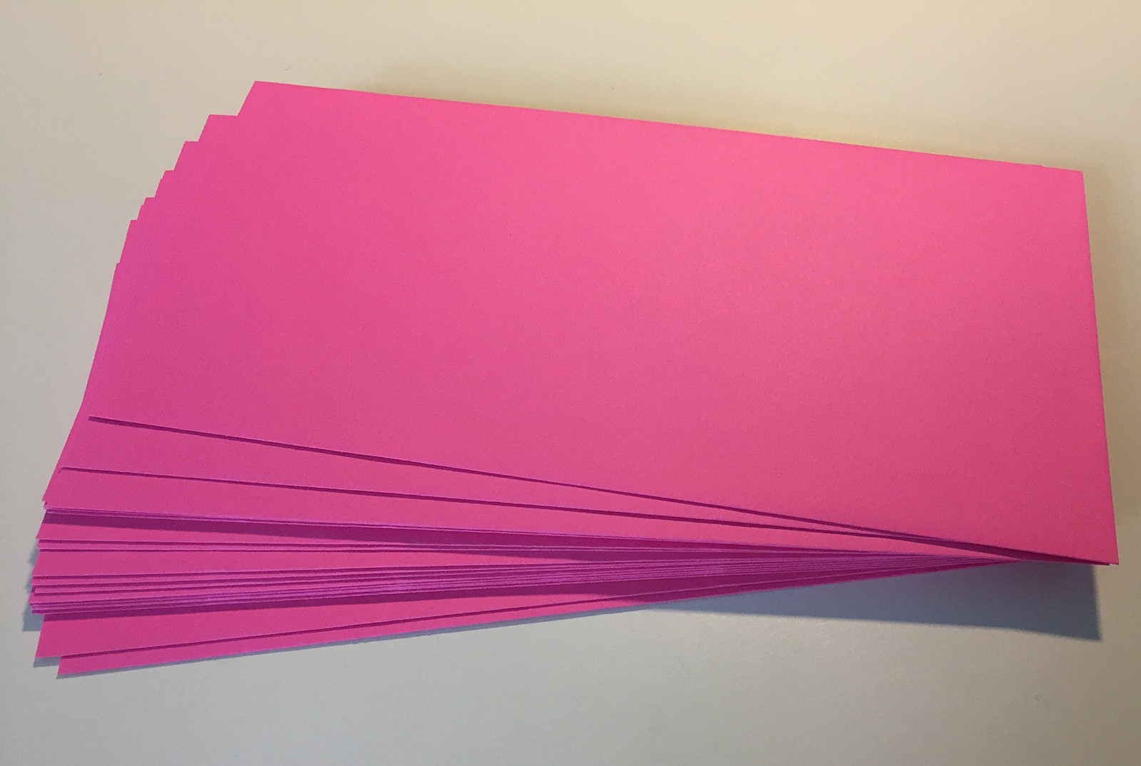Enveloppes Rose Bonbon Elco 229 x 114 mm pour Valoriser vos Mailings