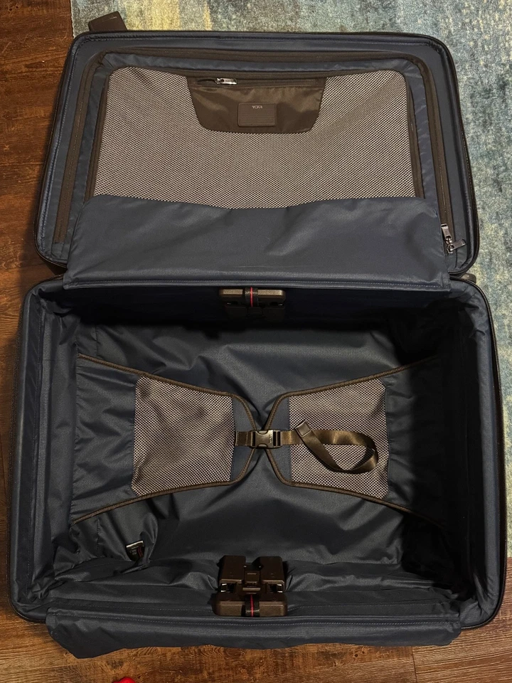 TUMI Alpha 3 viagem média expansível 4 rodas 29" preto 2203067AT3 - Imagem 4 de 4