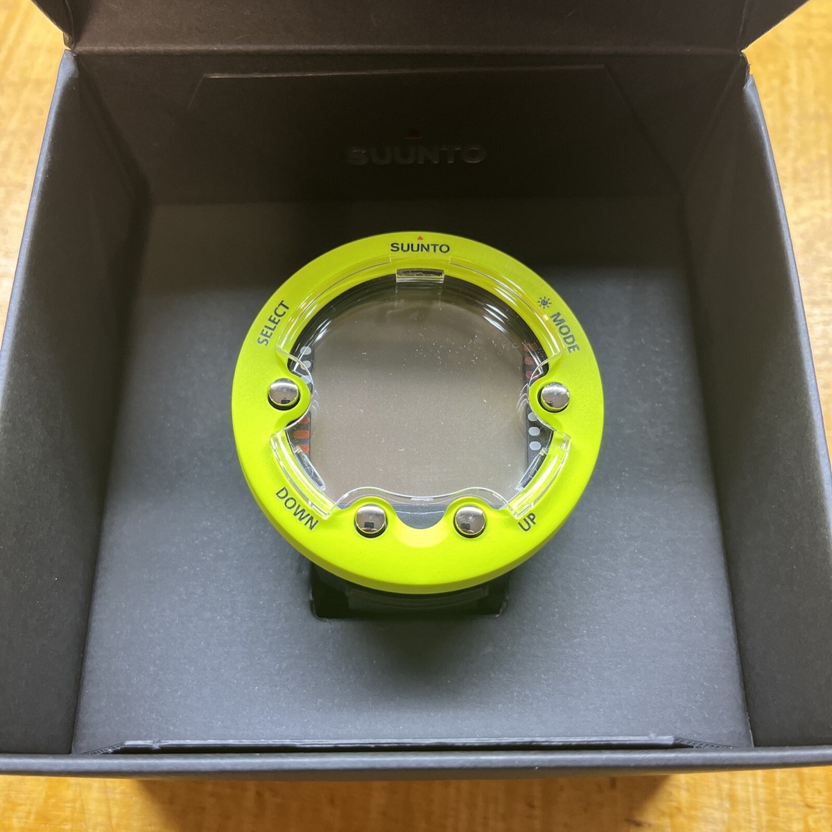 Suunto Zoop Novo - LIME - Nitrox Compatible Wrist Dive Suunto Zoop Novo - LIME - Nitrox Compatible Wrist Dive