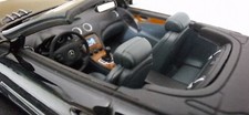 (1) Mercedes-Benz SL-Klasse (R230) 2002 Obsidian Black 1:43 Minichamps Dealer Ed