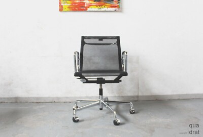 VITRA EA117 Eames Alu chair Netz schwarz Chrom neueste Modellserie sgt. Zustand