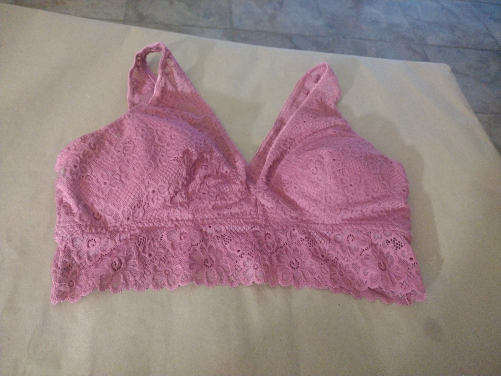 Women's Bra So Intimtes Brand Size XL Wire Free.