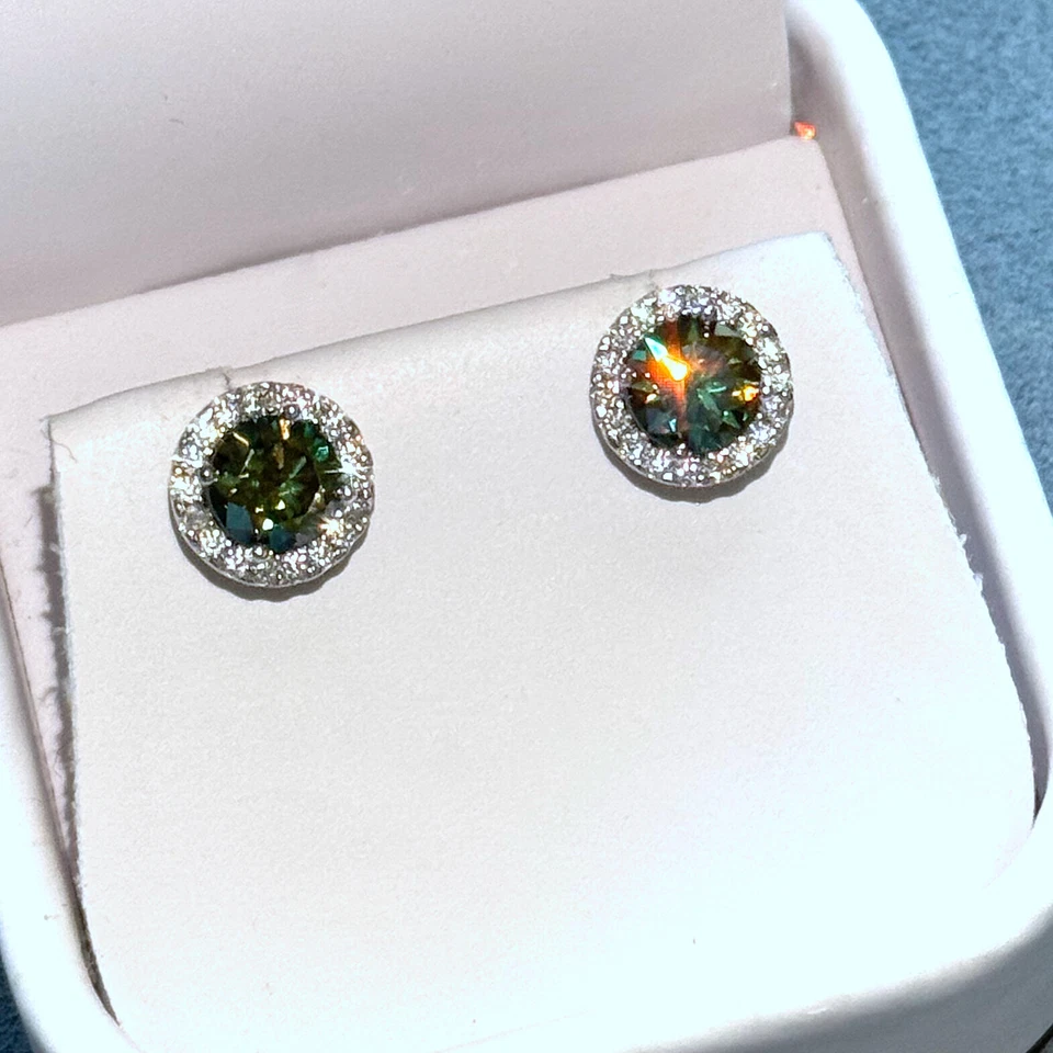 Серьги-гвоздики с зеленым муассанитом гало 2,00 карата - серебро 925 пробы - Изображение 4 из 4