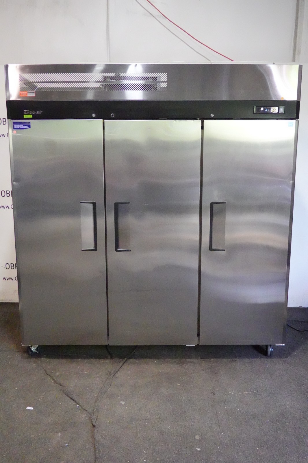 TURBO AIR 78&rdquo; THREE SOLID DOOR REACH-IN REFRIGERATOR MODEL M3R72-3-N