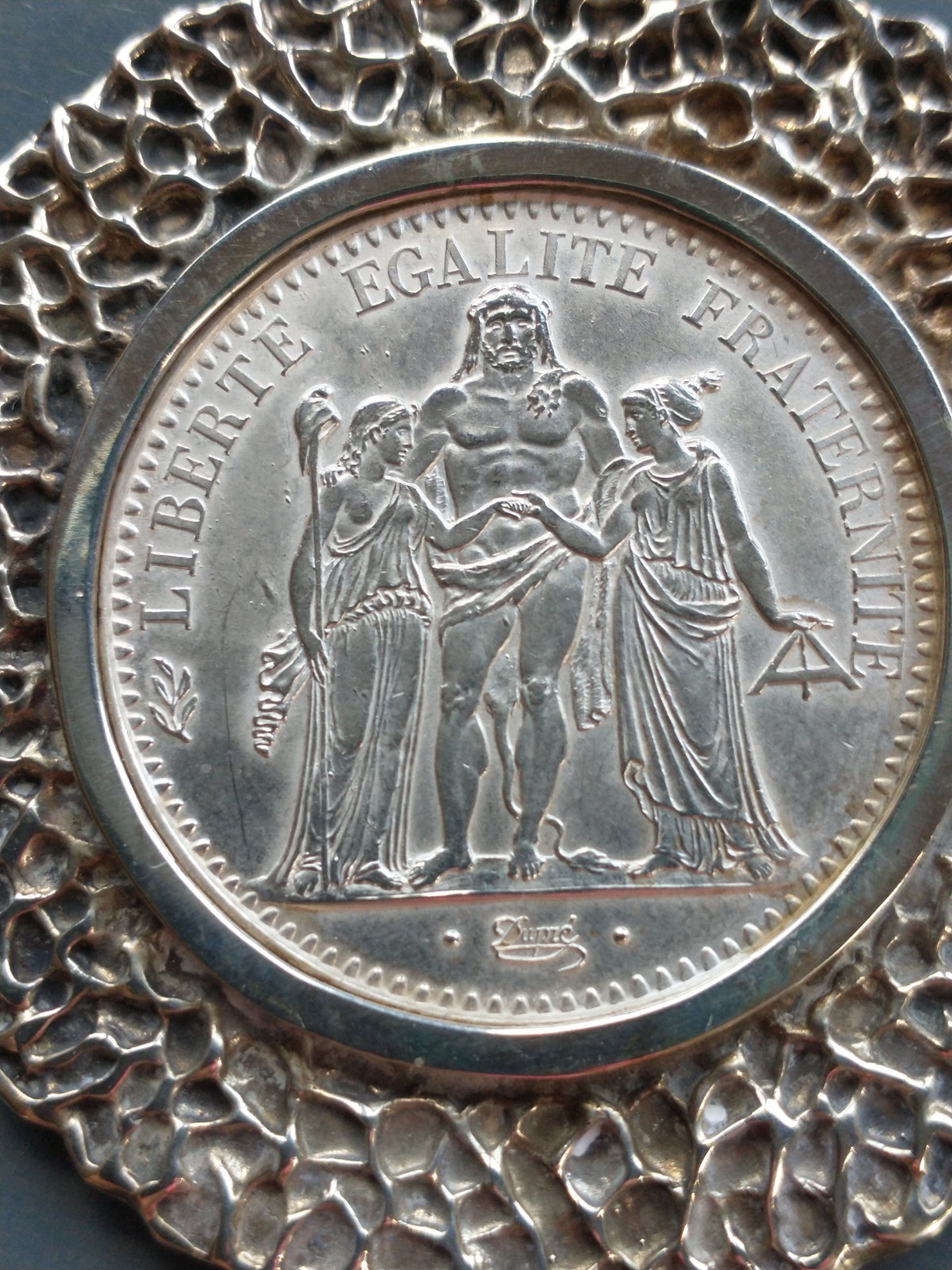 Picture 1 of 5