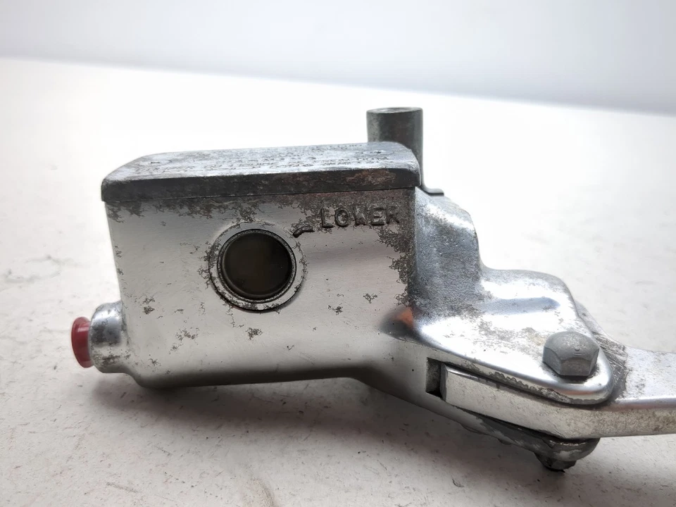 Cilindro maestro embrague intruder 92-04 Suzuki VS800 Foto 3 de 4