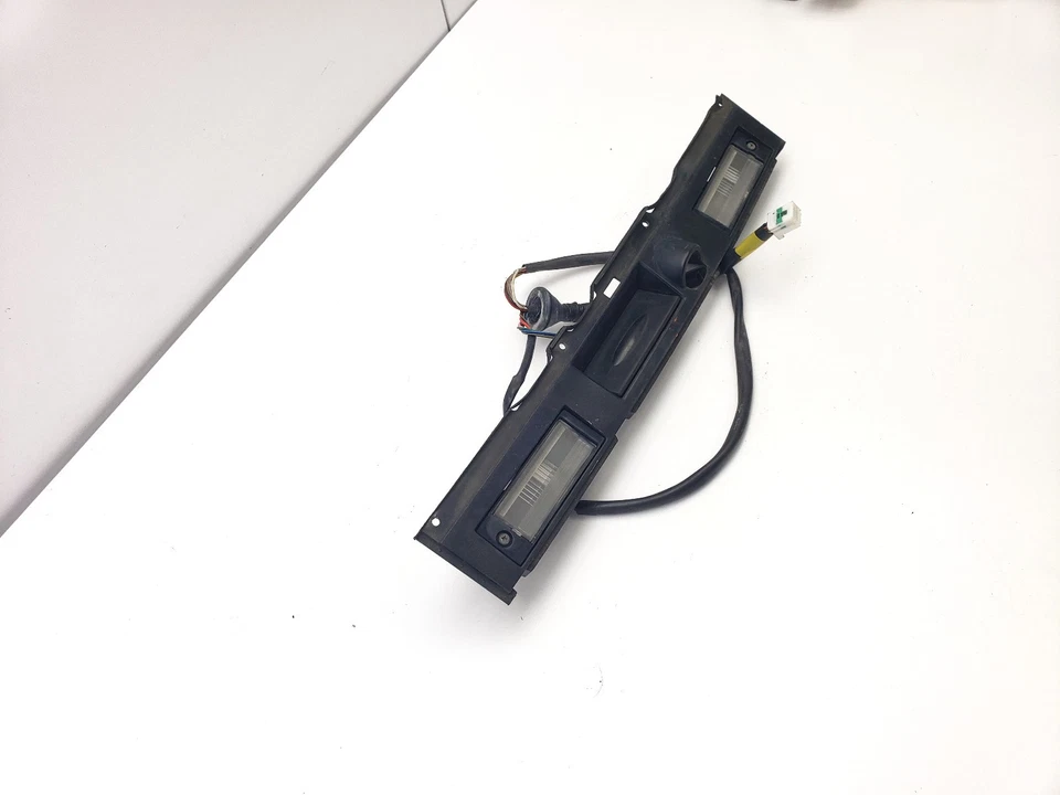 HYUNDAI TUCSON MK3 TL REAR NUMBER LIGHT LAMPS TRIM 92501-D3000 2018 - Image 3 of 4