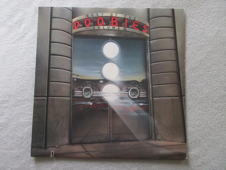 Doobie Brothers BEST OF THE DOOBIES VOL II (Warner Bros. BSK 3612) 1981 (EX/VG+) - Image 2 of 4