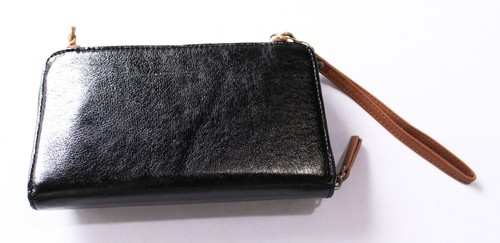 The Sak Women's Iris Large Smartphone Crossbody Bag BE5 Black Onyx One Size - Picture 8 of 12
