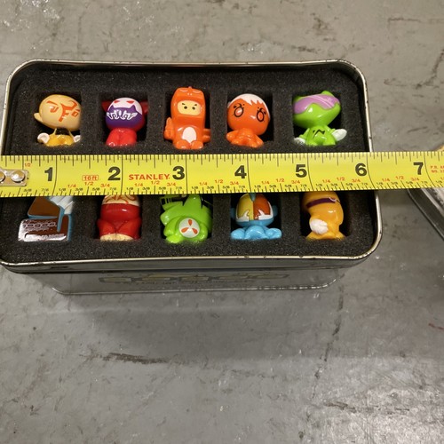 Gogos Crazy Bones Exclusive Collector Tin #1 Limited Edition RARE - Picture 4 of 4