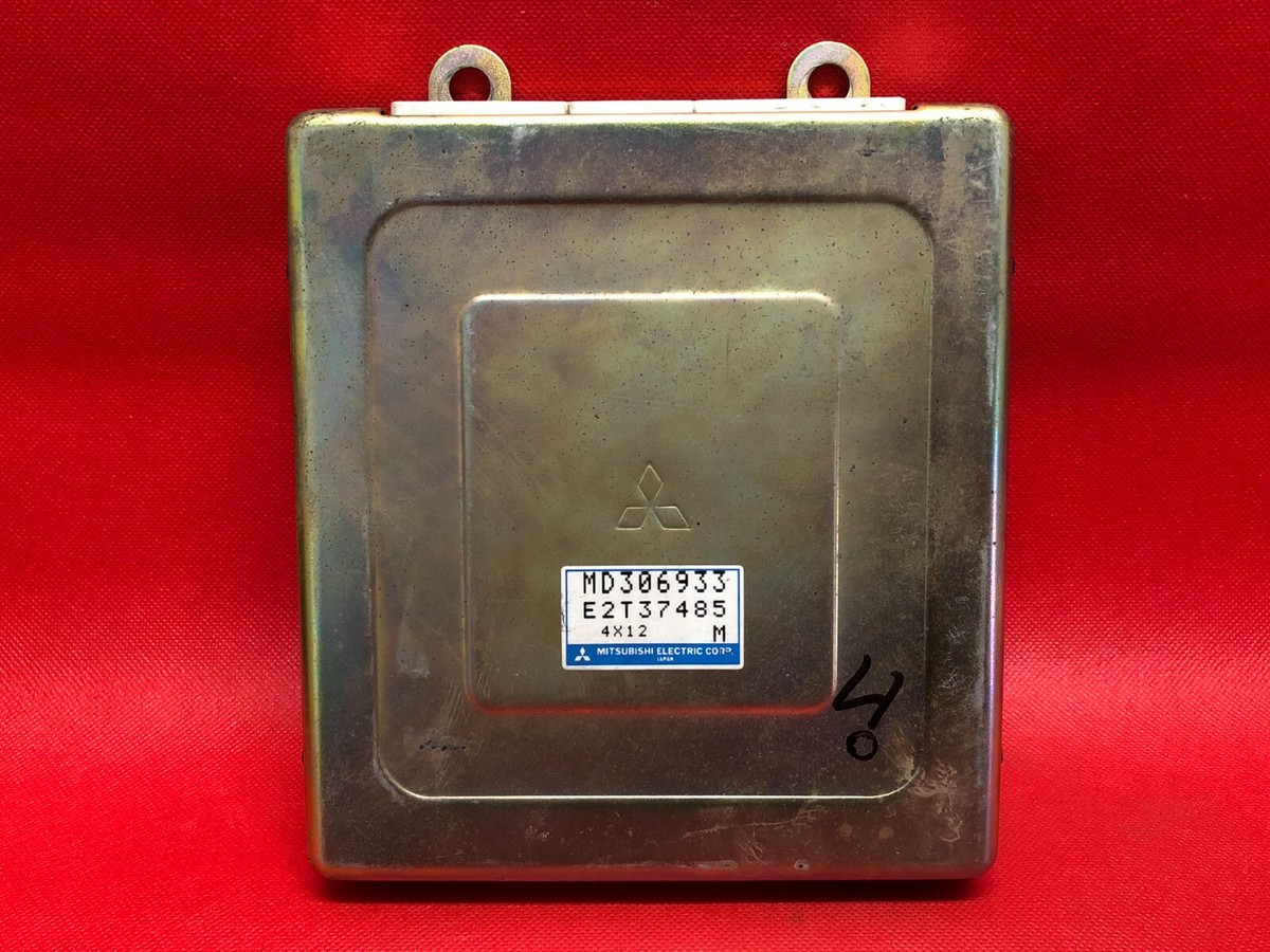 1995 Mitsubishi Montero 3.0l PCM ECM ECU Computer MD306933