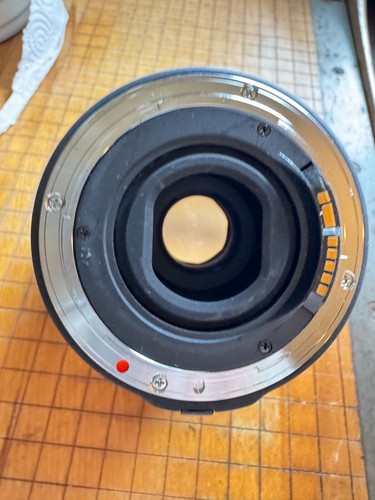 Sigma 17-35mm F2.8-4 Aspherical Zoom Lens Canon EF Mount Cap and hood - Picture 2 of 3