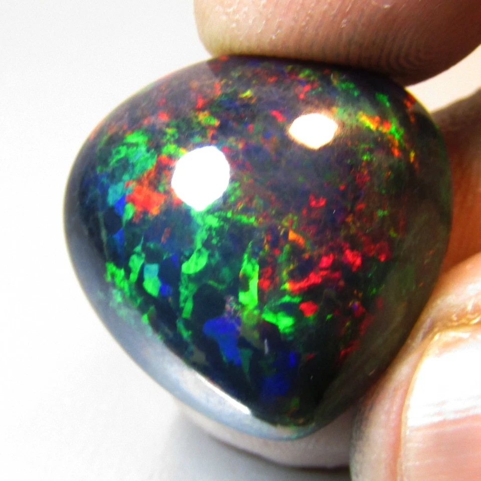 Потрясающий натуральный многоцветный игровой черный опал в форме толстой груши драгоценный камень 23,30 карата - Изображение 4 из 4