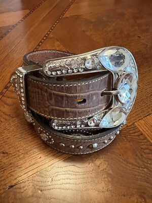 Nocona Size L Woman