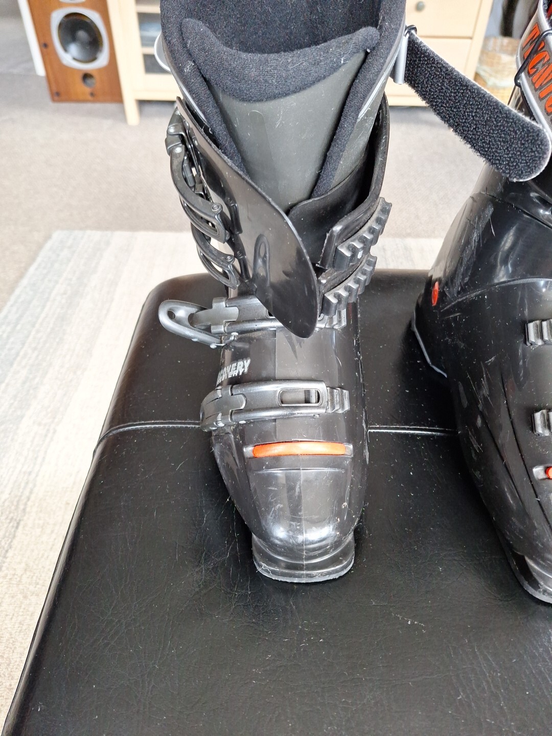 SALOMON Stivali da sci Tecnica Discovery TS5 da uomo taglia 9 5 buone condizioni usati