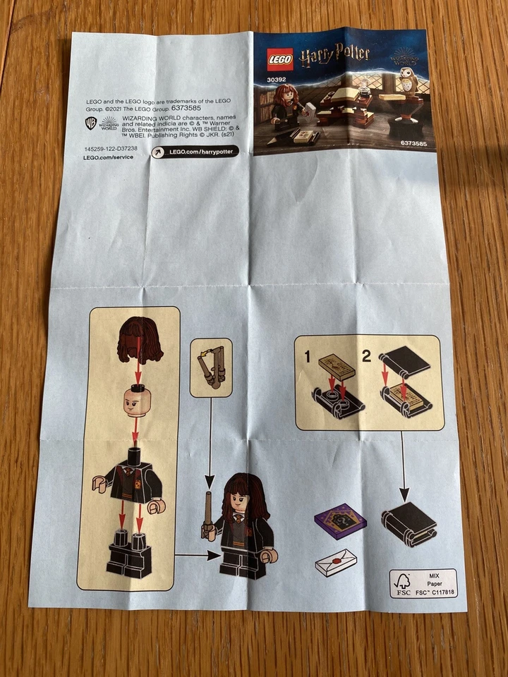 LEGO Harry Potter 30392 Hermione's Study Desk, Foto 3 von 4
