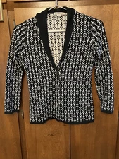 Pendelton Wms Sz S Black  and White Cotton Button Cardigan Shawl Color Casual