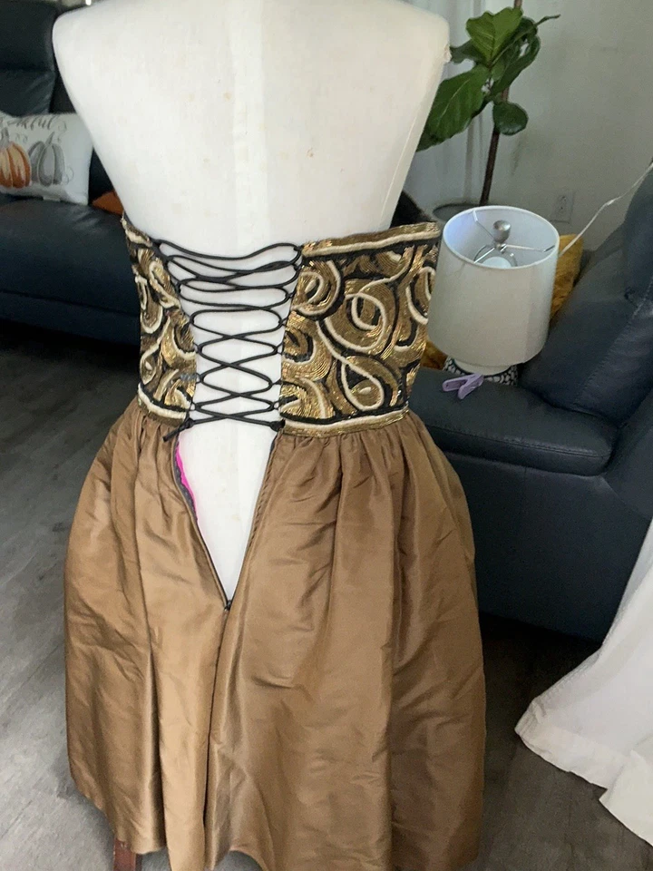 Vestido corsé vintage con cuentas Amen Wardy | Vestido de alta costura dorado y bronce talla pequeña Foto 4 de 4