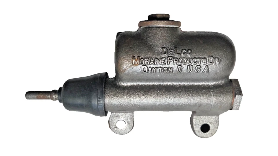 1953 Buick Super Roadmaster 50,70 with Dynaflow: Brake Master Cylinder 5454179 - Image 2 of 4