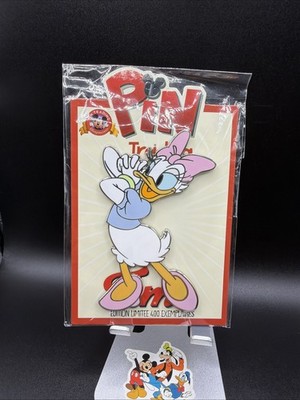 Disneyland Paris Pin Trading Time Daisy LE 400 Pin | eBay