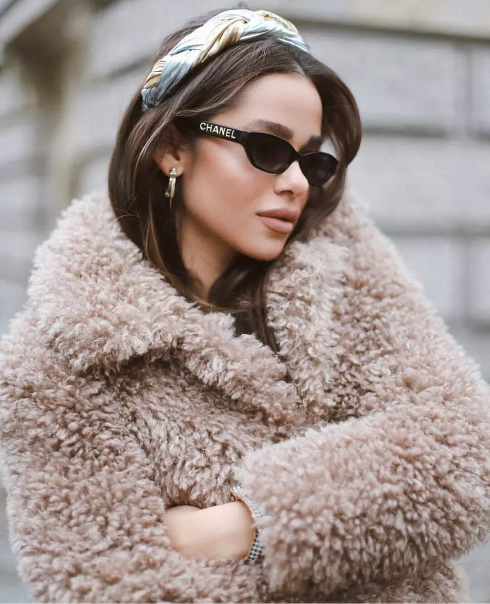 Zara veste fourrure 2025 beige