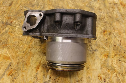 Aprilia Shiver 750 2010 2011 2012 2013 2014 2015 2016 engine cylinder piston - Picture 3 of 9