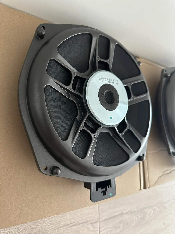 BMW G30 G31 G32 G11 G12 F90 BOWERS WILKINS SUBWOOFERS CENTRAL BASS - Image 4 of 4