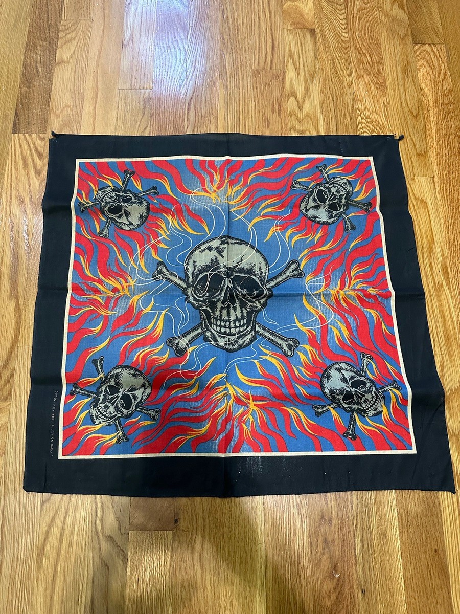 Vintage 1990s Skull & Cross Bones Flame All Over Print Biker USA