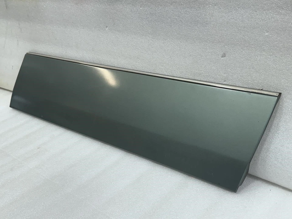 1994 1995 1996 1997 1998 MERCEDES S420 S500 W140 RIGHT FRONT DOOR MOLDING TRIM - Image 3 of 4