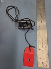 20RR62 TREADMILL PARTS: SAFETY KEY, VERY GOOD CONDITION