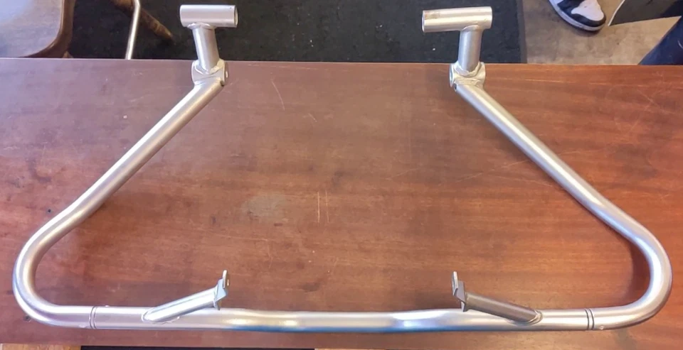 06 Barra de protección del motor BMW R1200GS r1200 gs 71607677270 / 71 60 7 677 270 Foto 2 de 4