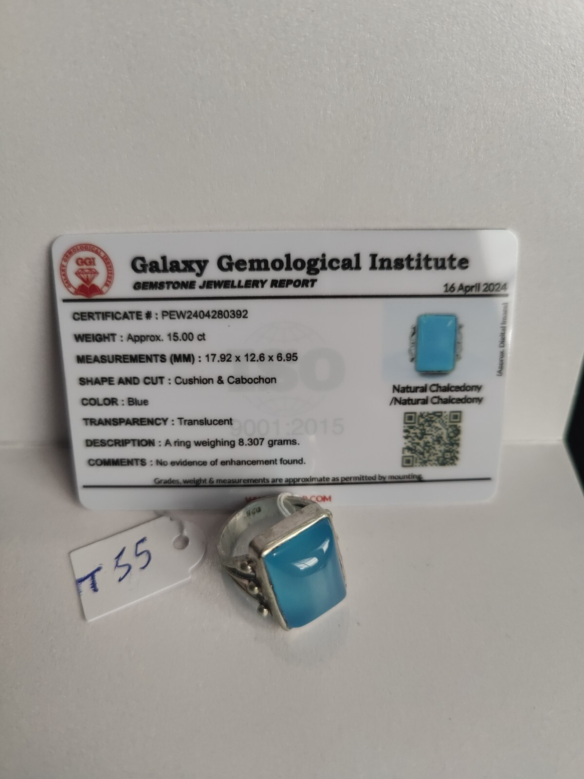 Bague en argent massif sertie d'une agate bleue certifiée de qualité supérieure