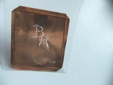 BM MB tallado INICIALES COBRE aprox. 4,5X5 cm plantilla de ropa monograma a2