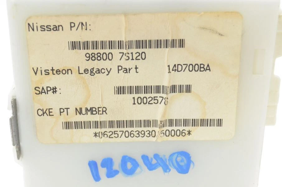 Módulo de control de posición del conductor con memoria Nissan Pathfinder SE 2004-2009 988007S120 Foto 2 de 4