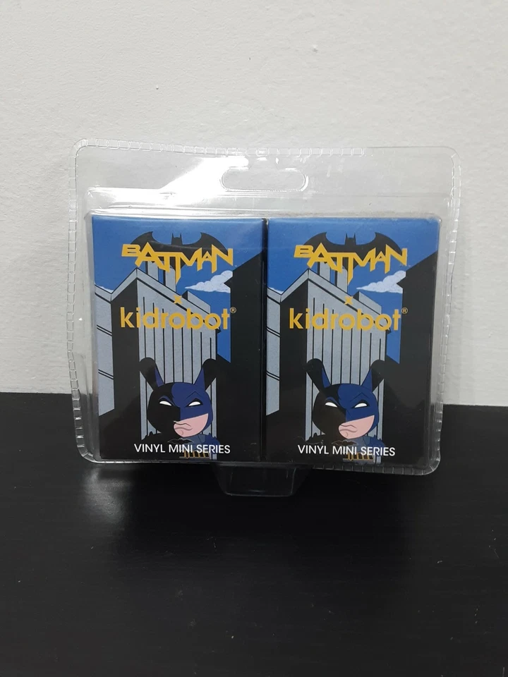 KIDROBOT BATMAN--MINI SERIE VINILO--PACK FIGURA 2 (NUEVO) Precintado en embalaje. Foto 3 de 4