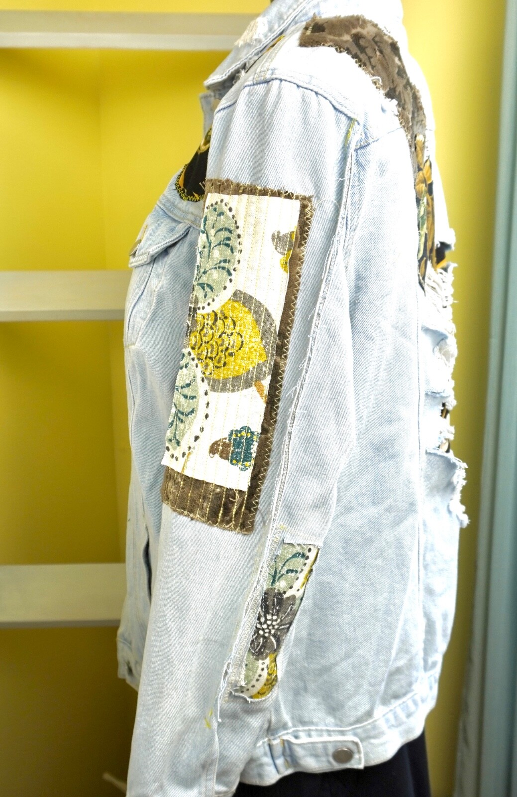 Denim Jean Jacket Patchwork Distressed Applique U… - image 11