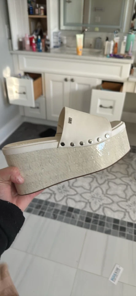 zapatos mujer talla 6.5 plataforma DKNY  Foto 3 de 3