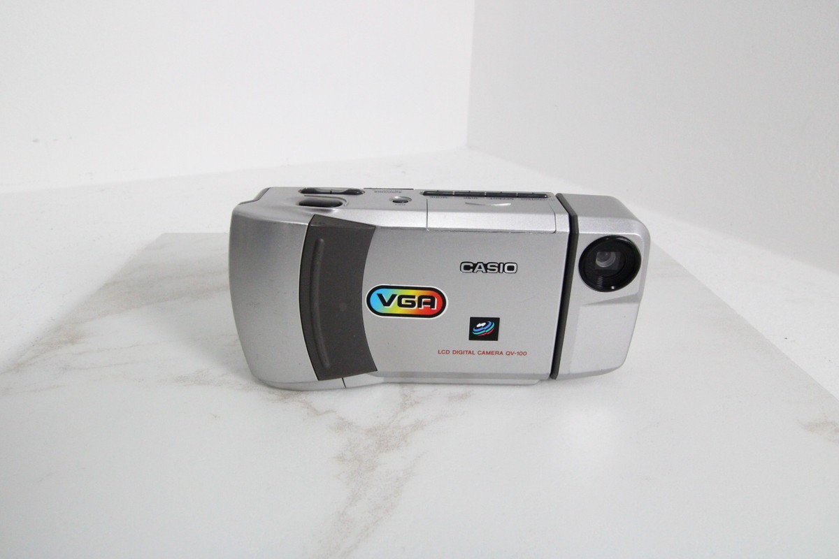 Vintage Casio QV-100 LCD Digital Camera - Internal Memory - AA VO
