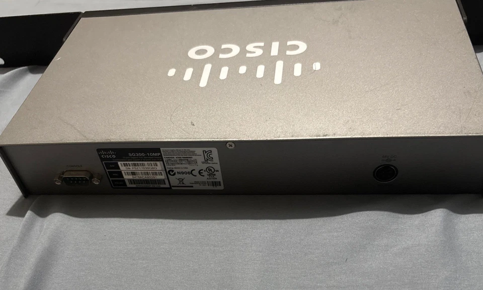 Cisco SG300-10MP 10 Port Gigabyte POE Managed Switch - Image 4 of 4