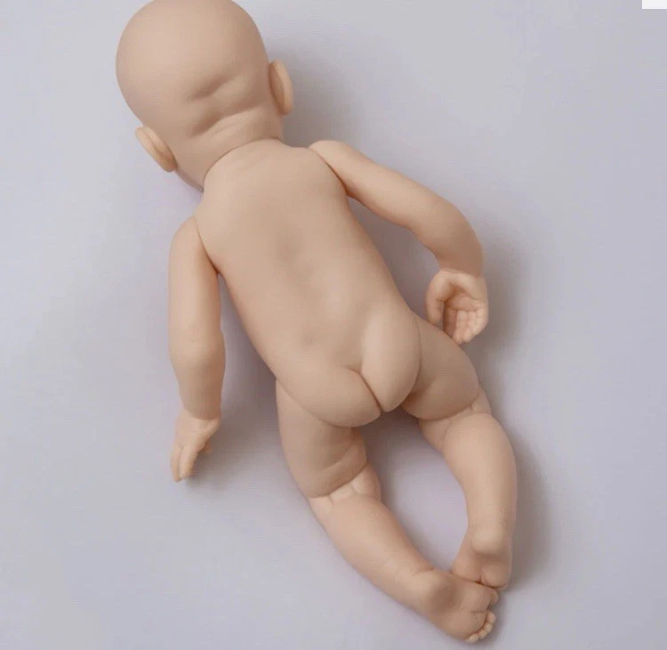 售罄 DISCONTINUED BLINKIN BOT ~ REBORN 娃娃用品 带布体 — 第 2/4 张图片