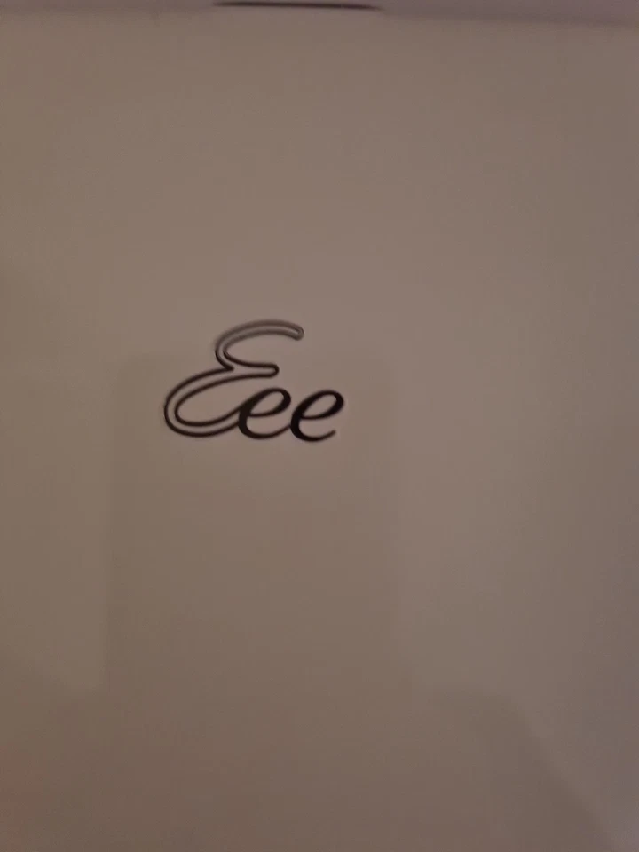 Asus EEE PC 1005HA BLK-083X 08G2005HA12Q White Netbook 10.1" 1GB 160GB Seagate - Image 3 of 4