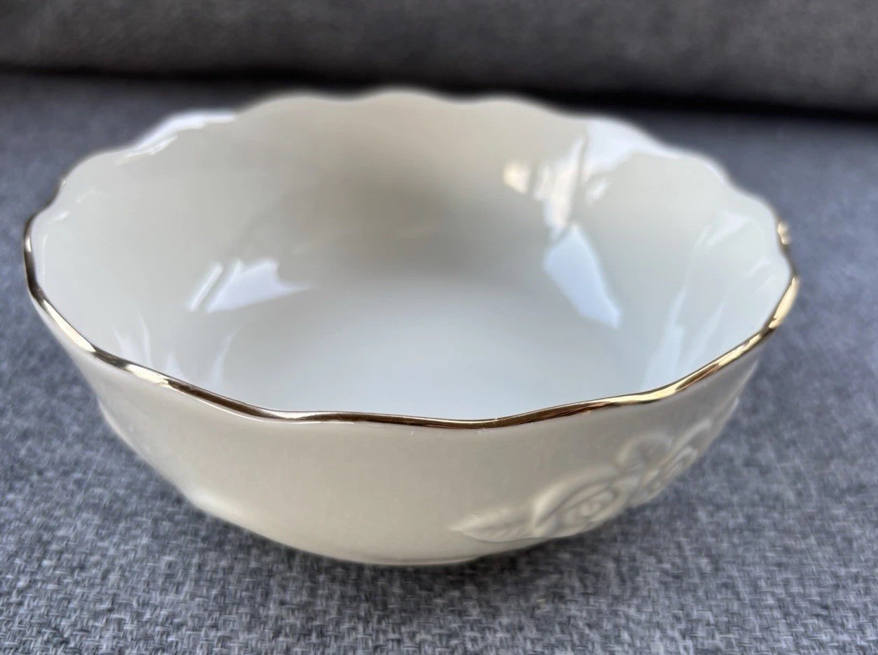 Lenox Rose Dish 5.75” Ivory Gold Trim Scalloped Edge Embossed Ralph Lauren Inspo thumbnail 2