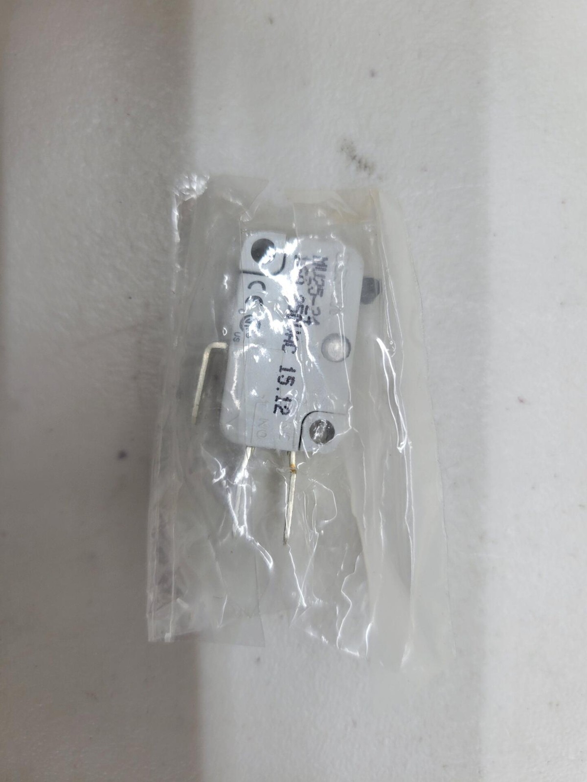 Rolls Royce / Bentley Microswitch 1970-1998 UD16580