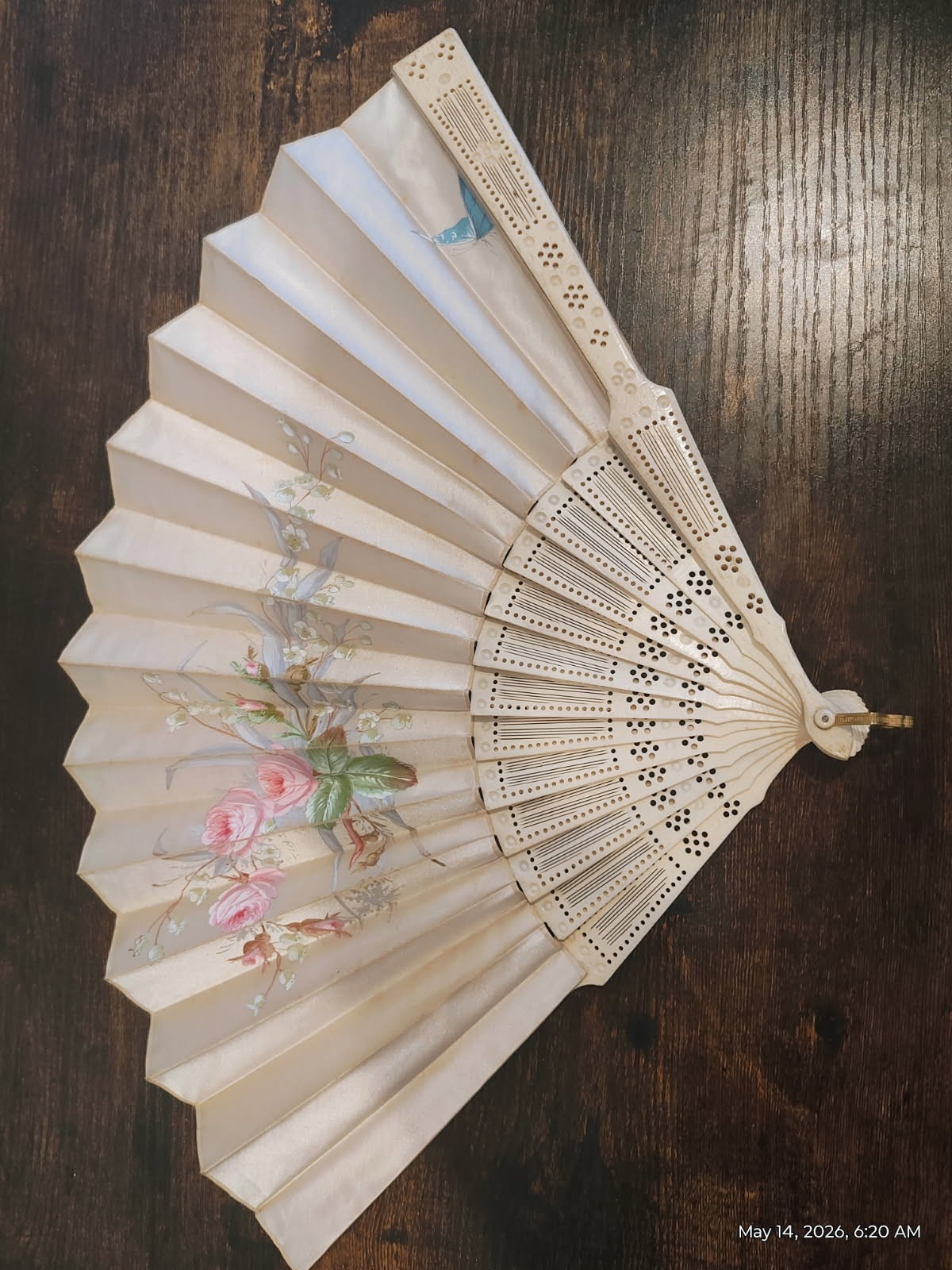 Antique Victorian carved hand- painted folding  hand fan Gilded  Circa 1880's